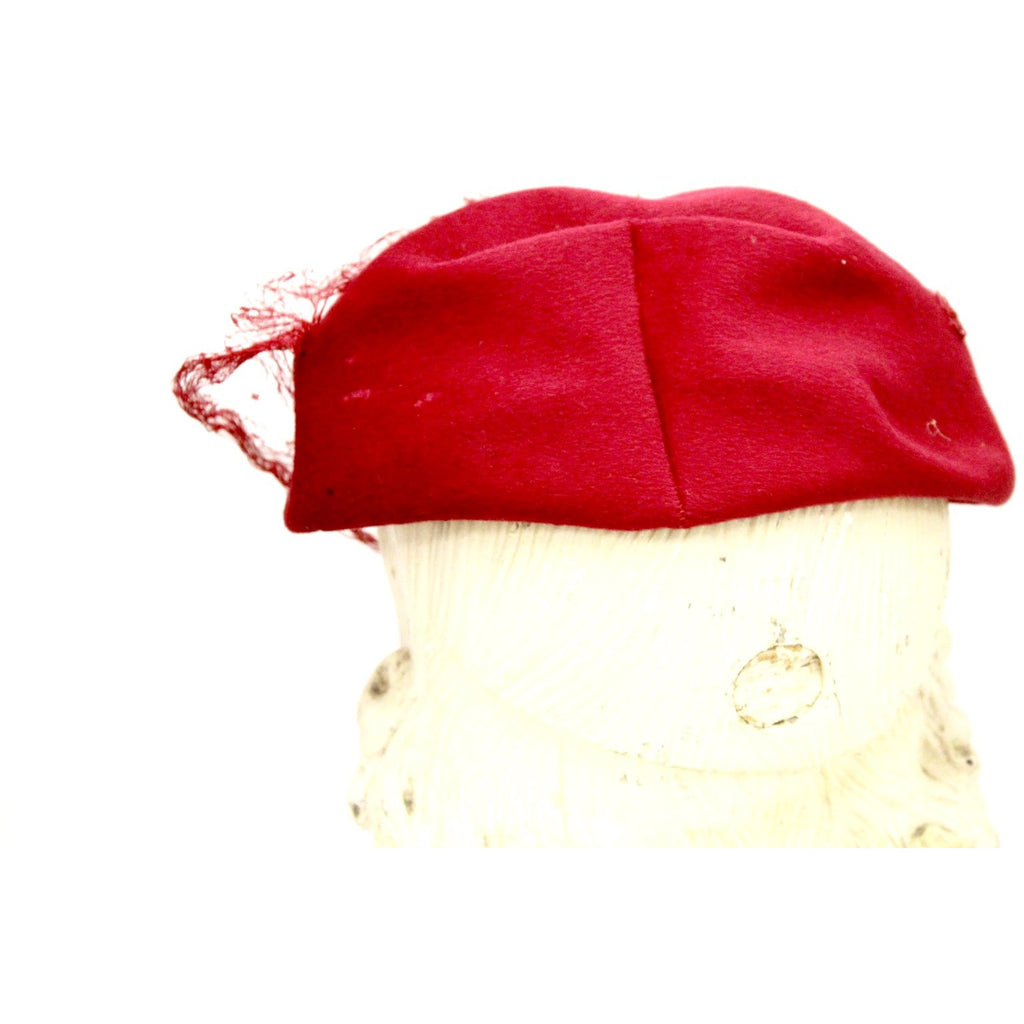 Vintage Womens Red Dark Pink Veiled Hat 1940s WW2 Razooks Plaza Hotel Guernsey Pie The Best Vintage Clothing