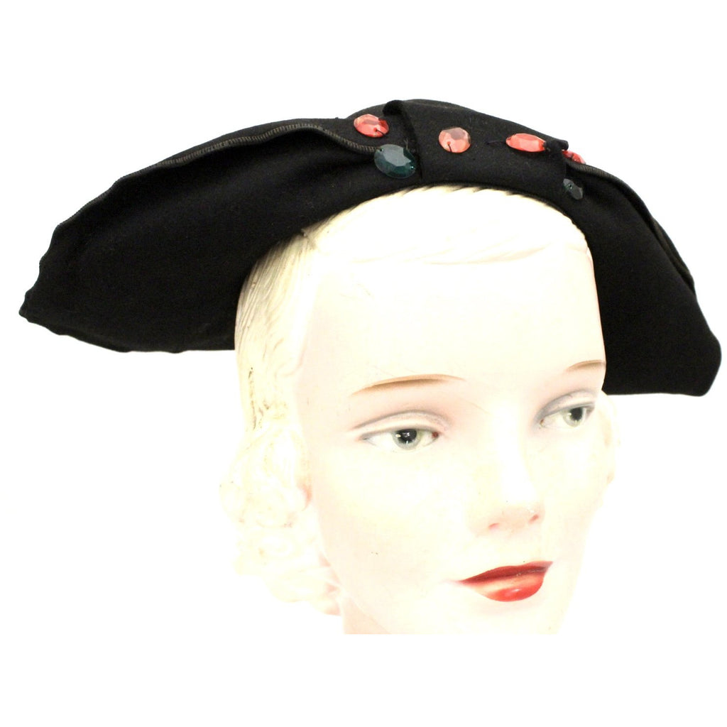 Vtg 1930s Lazarus Semi-Cloche Black Red Green Jewels Guernsey Pie The Best Vintage Clothing