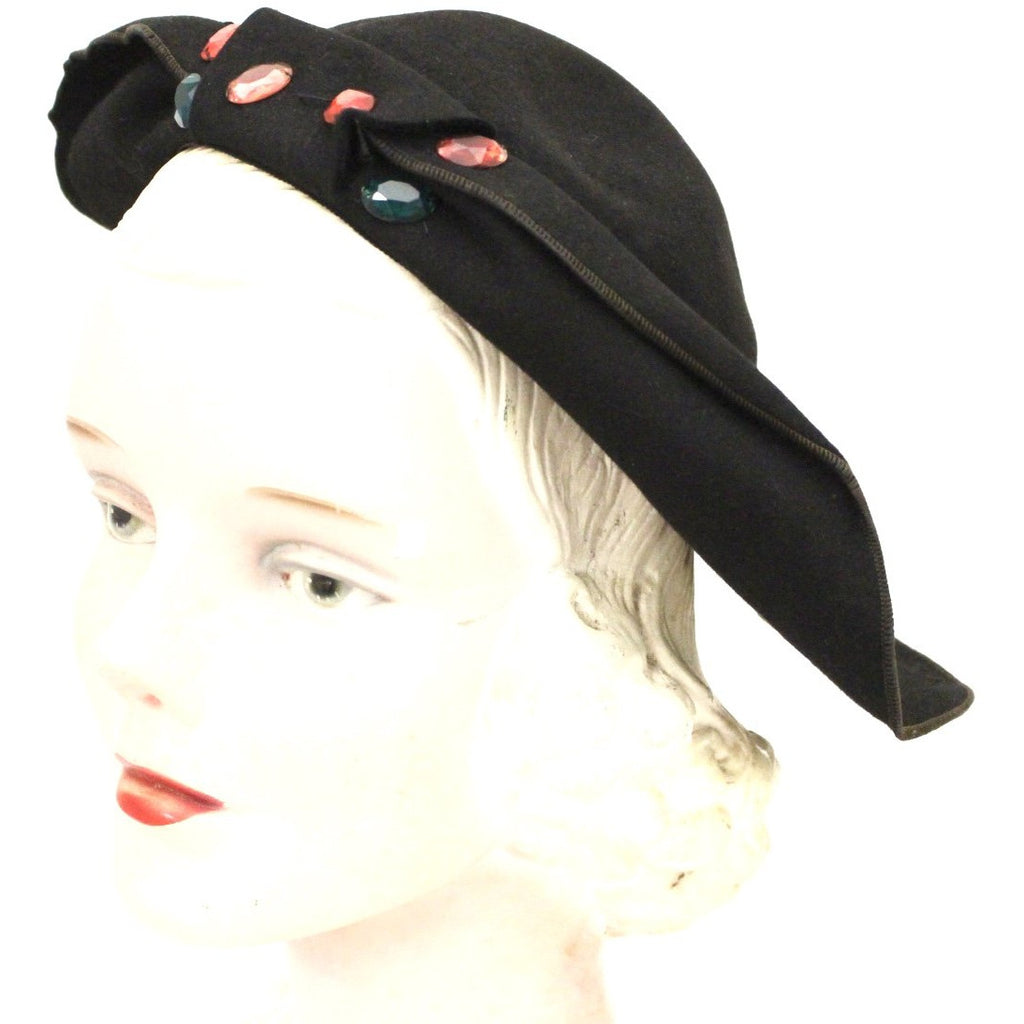 Vtg 1930s Lazarus Semi-Cloche Black Red Green Jewels Guernsey Pie The Best Vintage Clothing