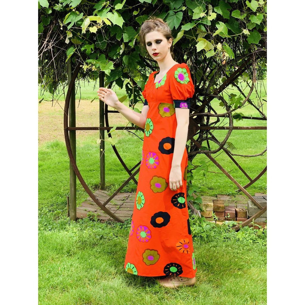 Vintage ”Nekku” by Katsuji Wakisaka Cotton Maxi Dress S Red Print 1970s Babydoll marimekko The Best Vintage Clothing