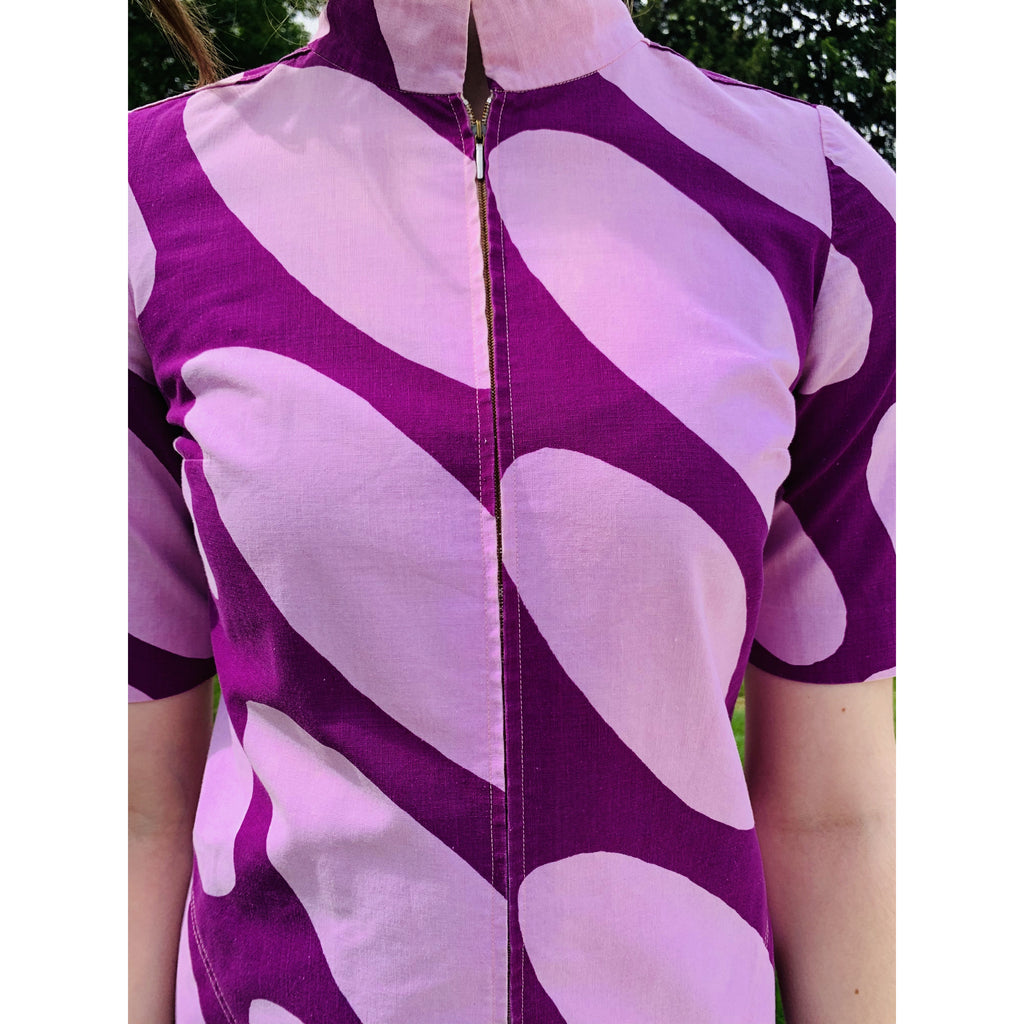 Marimekko ”Linssi” by Kaarina Kellomäki Vintage1966 Mini Dress 34 S Purple Pink Polka Dot marimekko The Best Vintage Clothing